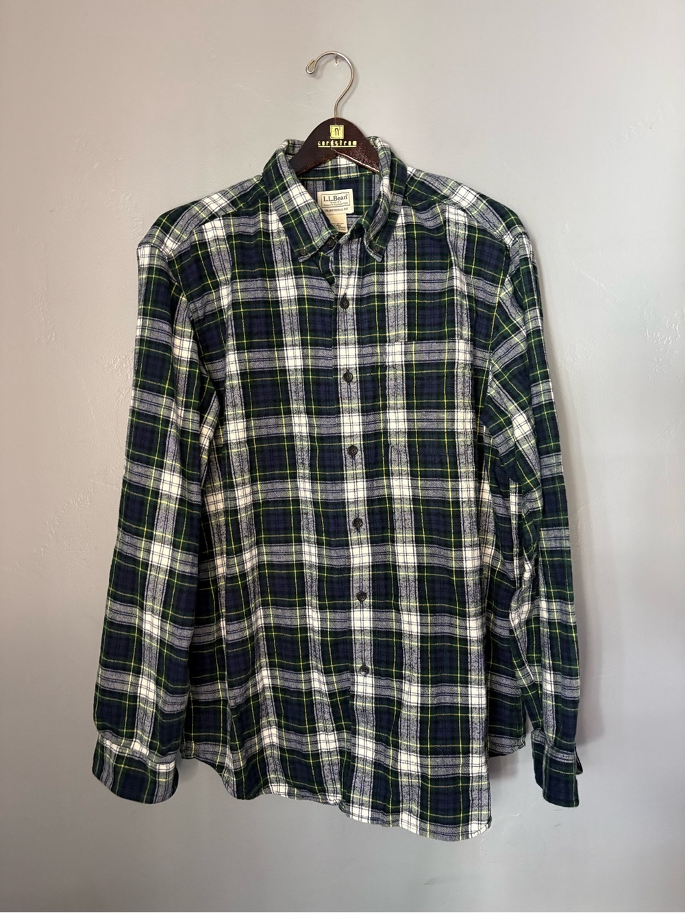 L.L.Bean's Scotch Plaid Flannel Shirt Traditional Fit ~ Size L
